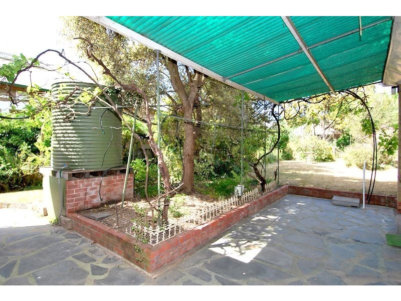 10 Desaumarez Street, Kensington Park SA 5068