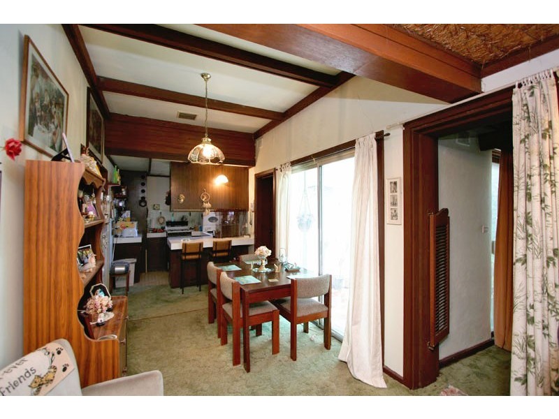 9A Kinross Avenue, Lower Mitcham SA 5062