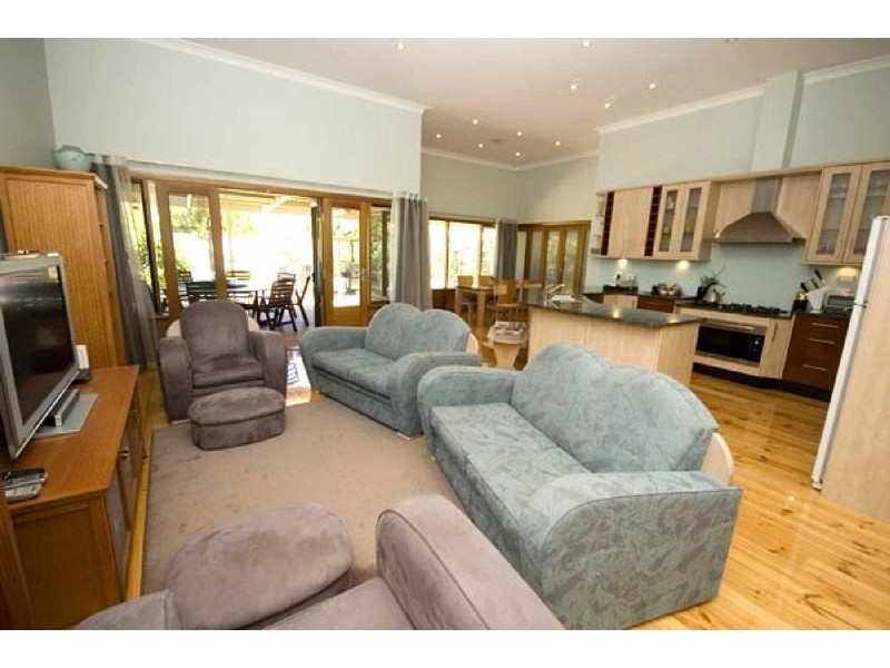 15 Thomas Street, Croydon SA 5008