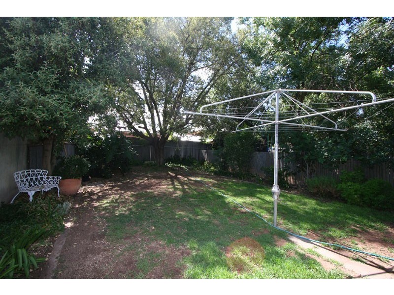 16a East Parade, Kingswood SA 5062