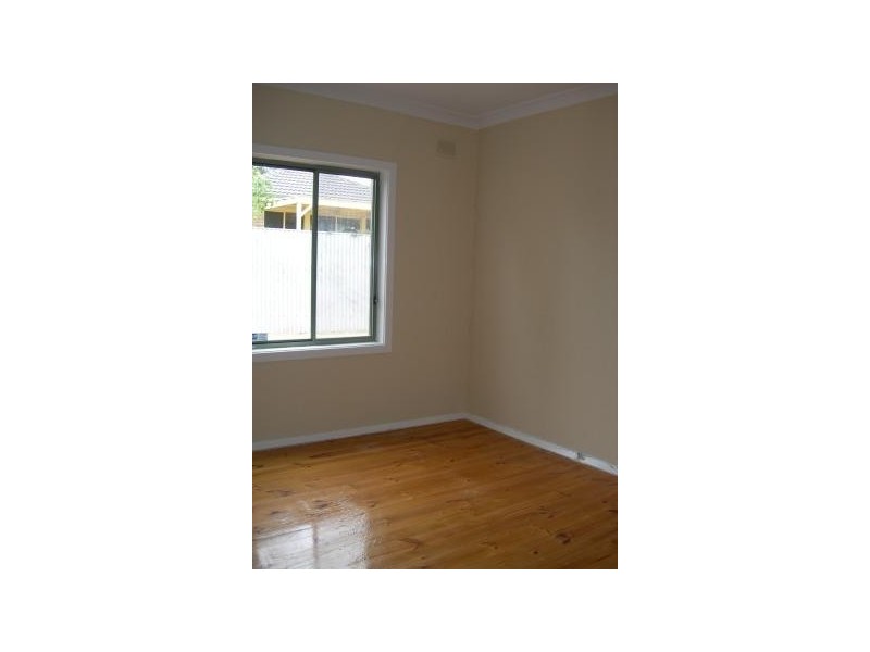 14 Kent Avenue, Seacombe Gardens SA 5047