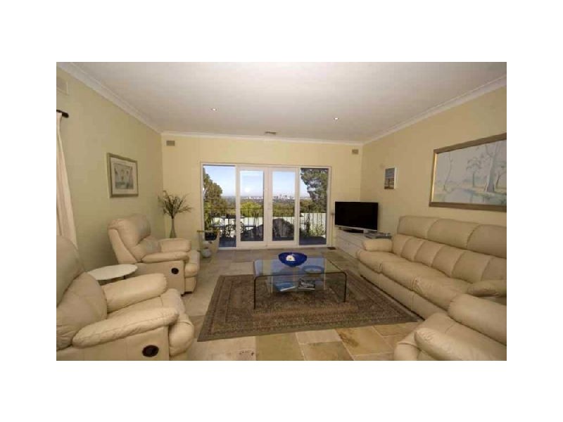 5 Derrington Street, Glen Osmond SA 5064