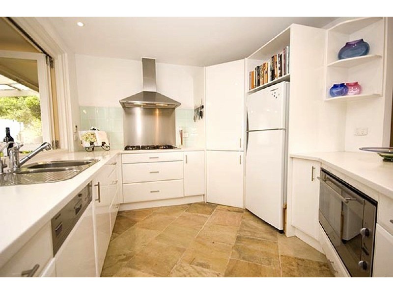 5 Derrington Street, Glen Osmond SA 5064