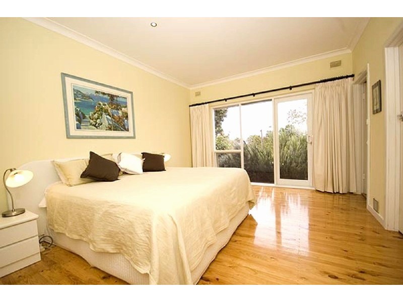 5 Derrington Street, Glen Osmond SA 5064