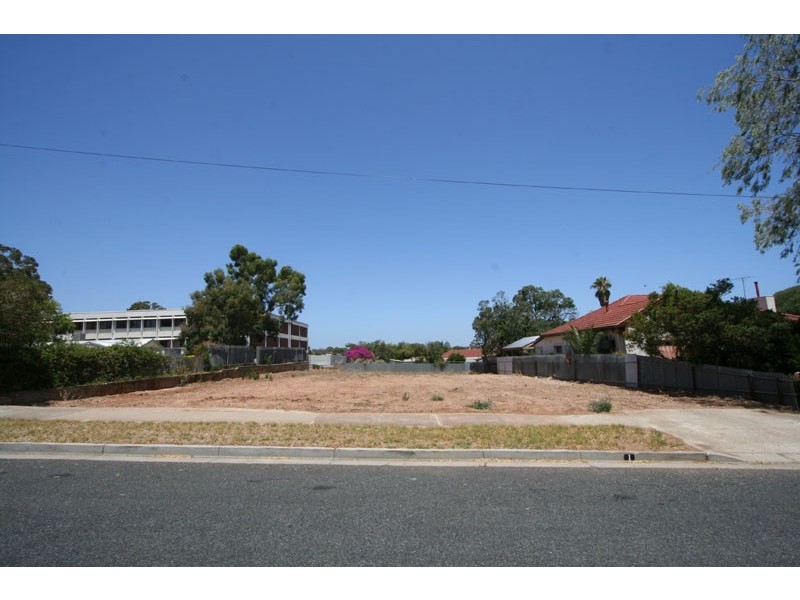 1 St Clements Street, Blair Athol SA 5084