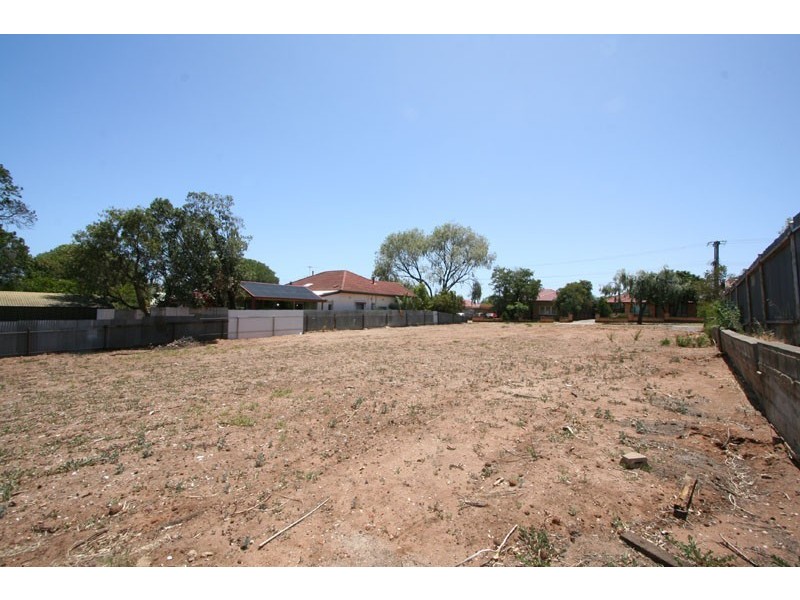 1 St Clements Street, Blair Athol SA 5084