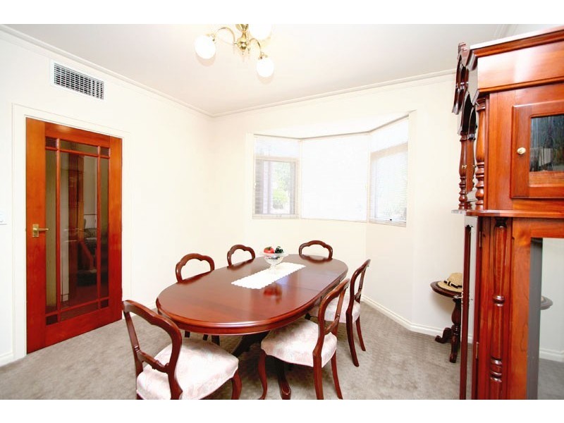 1 Mclaren Court, Torrens Park SA 5062