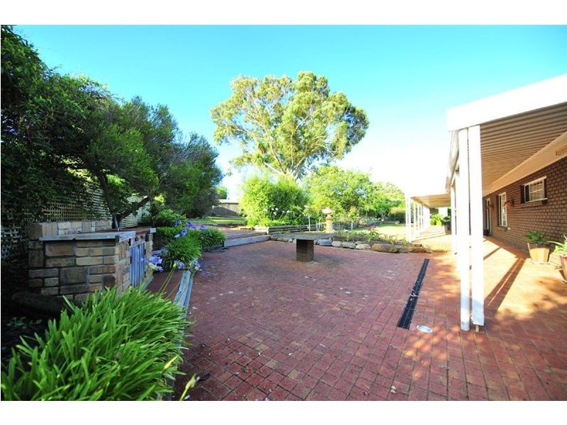 16 Ewen Street, Kingscote SA 5223