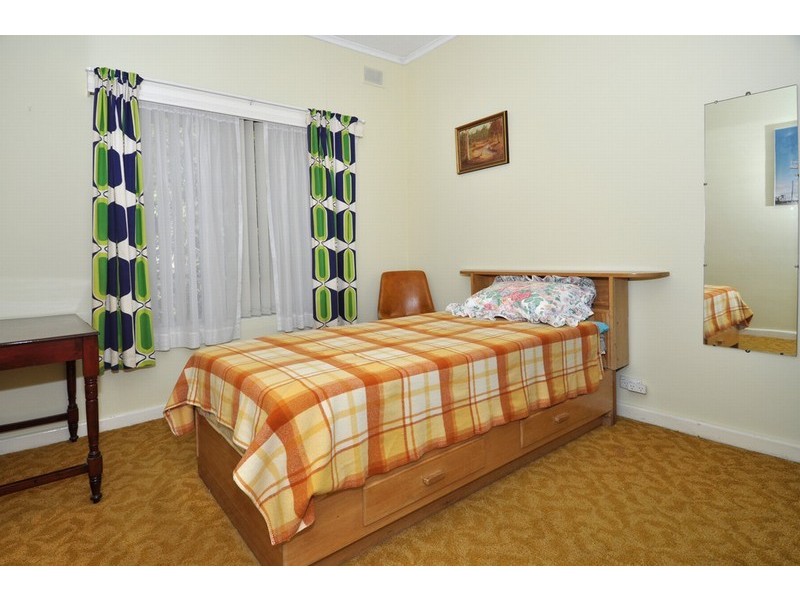 20 Broadmore Avenue, Fulham SA 5024