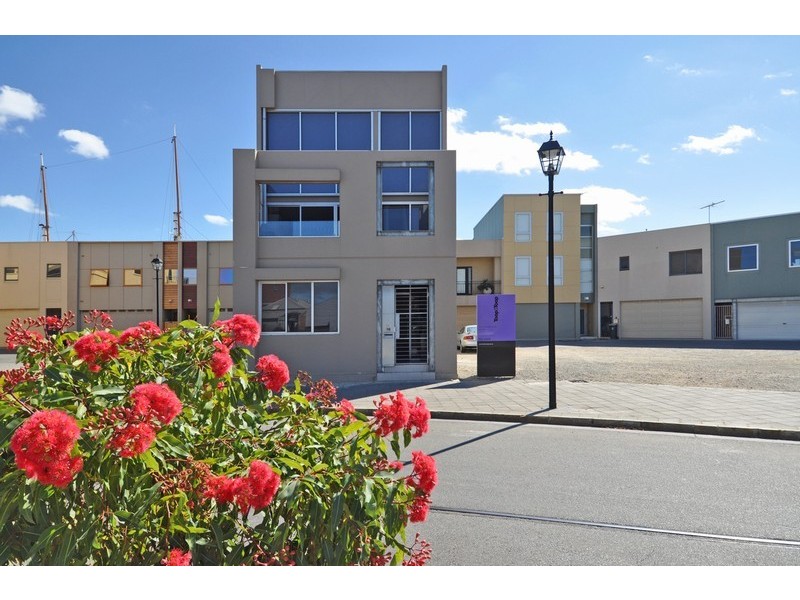 8A Karatta Docks, Port Adelaide SA 5015