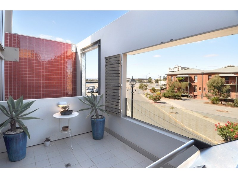 8A Karatta Docks, Port Adelaide SA 5015