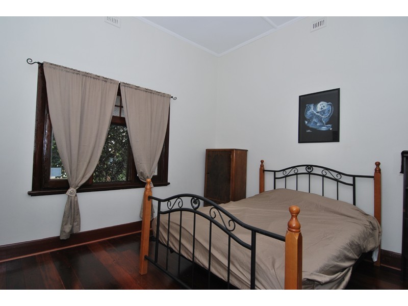 61 Somerset Avenue, Cumberland Park SA 5041