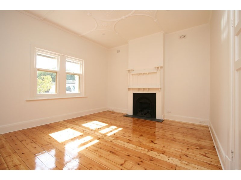 7 Glengarry Street, Woodville South SA 5011