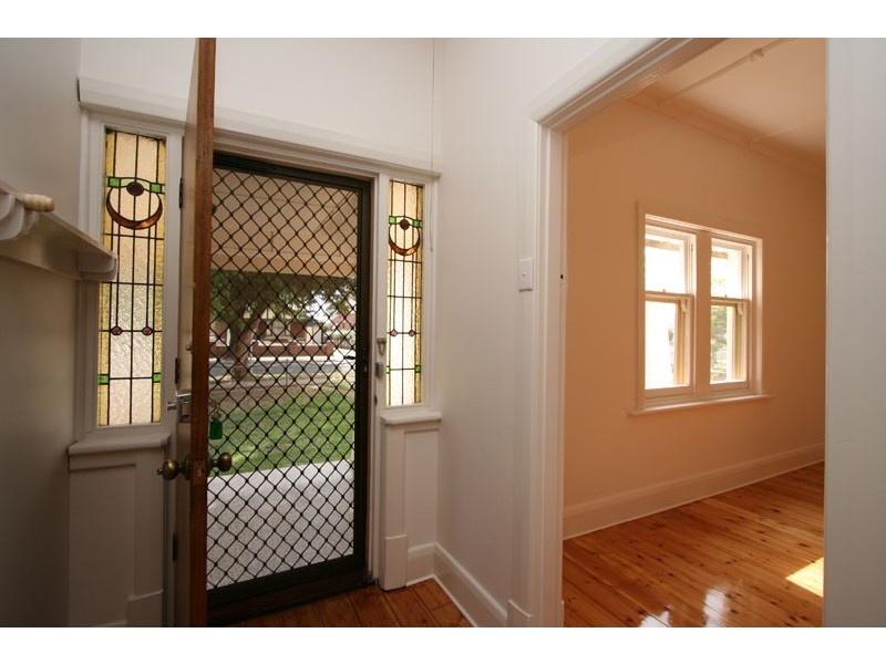 7 Glengarry Street, Woodville South SA 5011