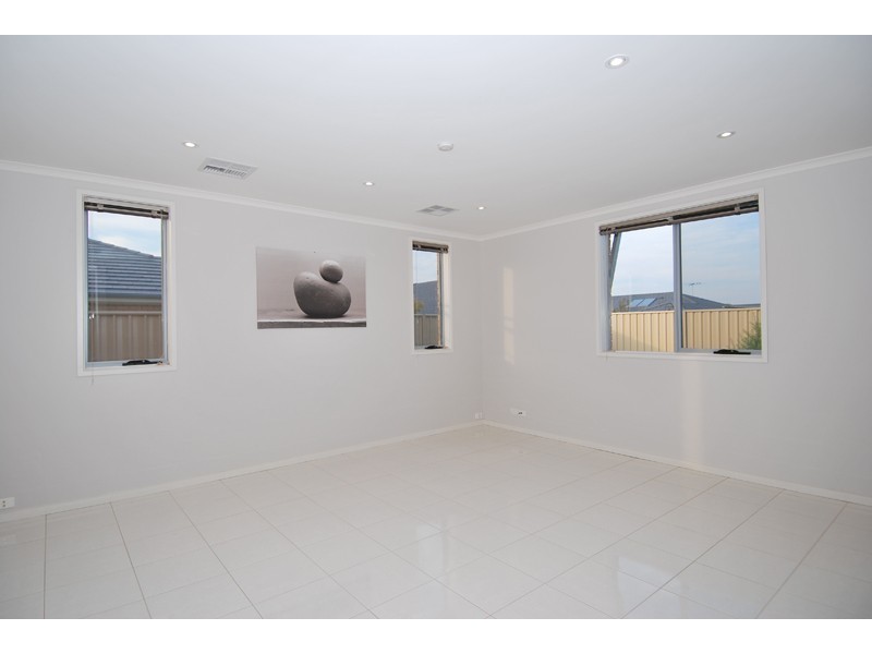 9 Sunday Boulevard, Aldinga Beach SA 5173