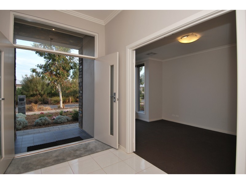 9 Sunday Boulevard, Aldinga Beach SA 5173
