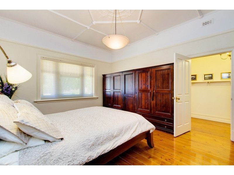 25 Emily Avenue, Clapham SA 5062