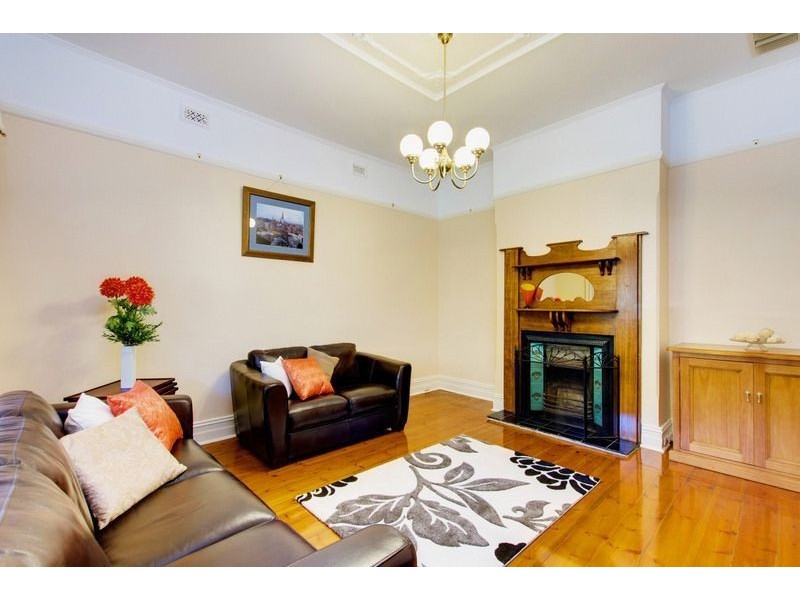 25 Emily Avenue, Clapham SA 5062