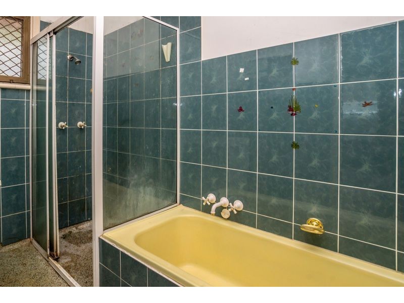 10 School Drive, Banksia Park SA 5091