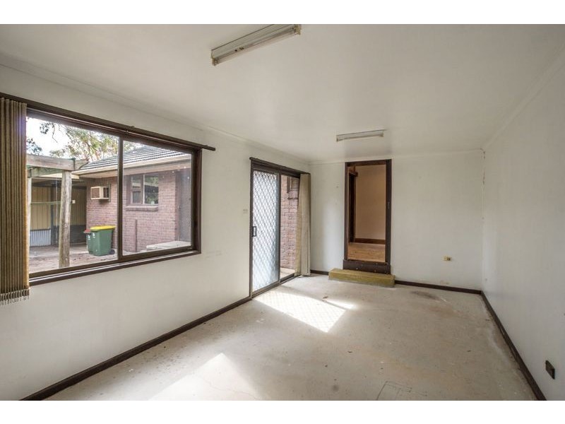 10 School Drive, Banksia Park SA 5091