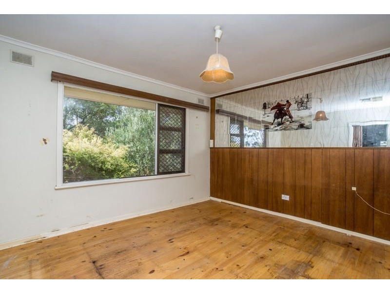 10 School Drive, Banksia Park SA 5091