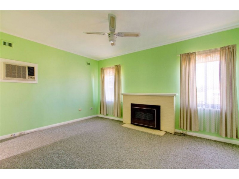 4 Howie Court, Woodville South SA 5011