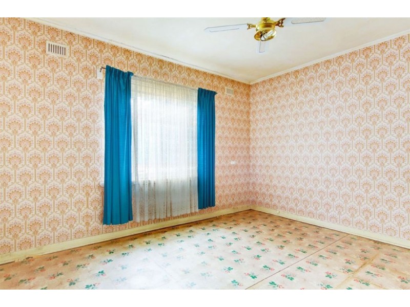 4 Howie Court, Woodville South SA 5011