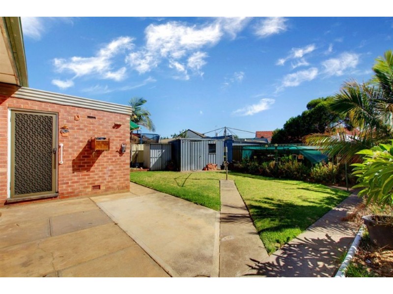 4 Howie Court, Woodville South SA 5011