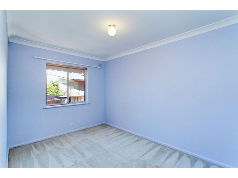 2/4 Strathmont Avenue, Gilles Plains SA 5086