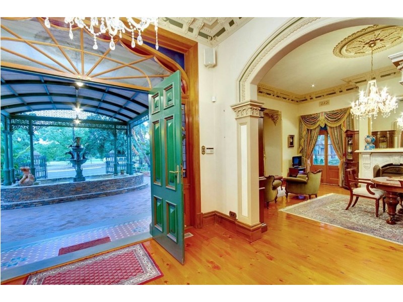 154 Barton Terrace West, North Adelaide SA 5006