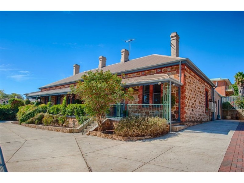 60-62 Wynn Vale Drive, Gulfview Heights SA 5096