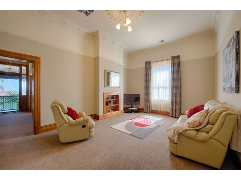 60-62 Wynn Vale Drive, Gulfview Heights SA 5096