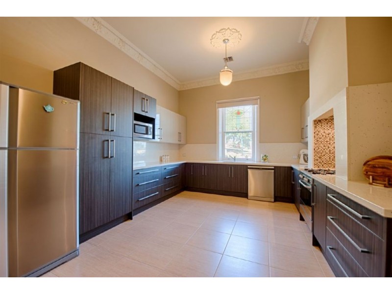 60-62 Wynn Vale Drive, Gulfview Heights SA 5096