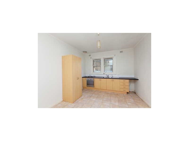 8 Walker Street, Birkenhead SA 5015