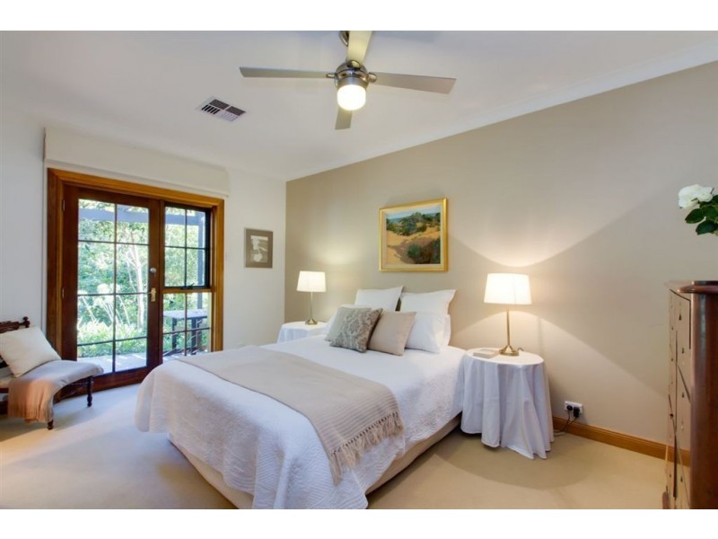 120 Cave Avenue, Bridgewater SA 5155