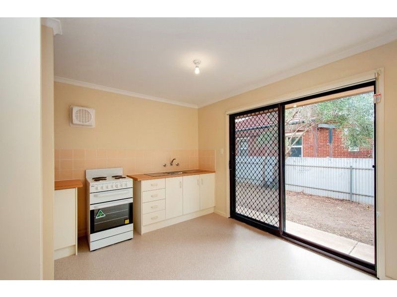 17 Mitchell Street East, Seaton SA 5023