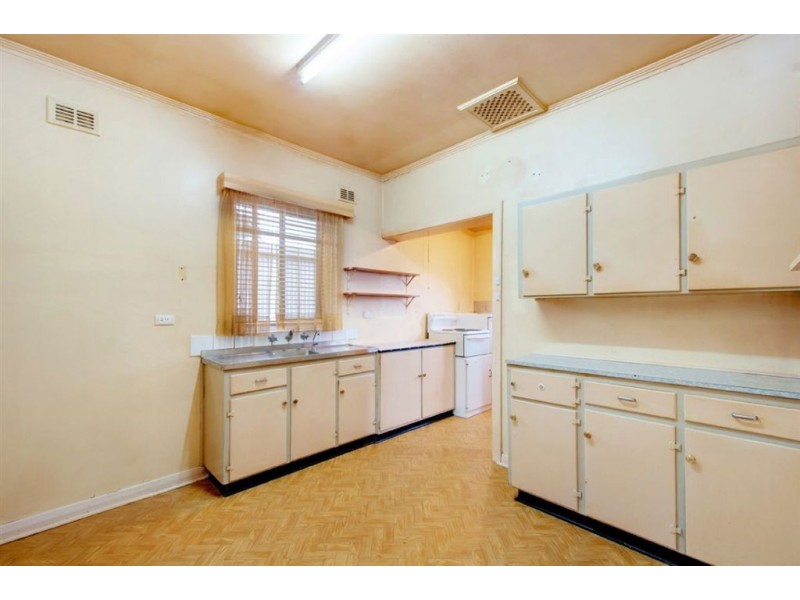 5 Kitchener Street, Kilburn SA 5084