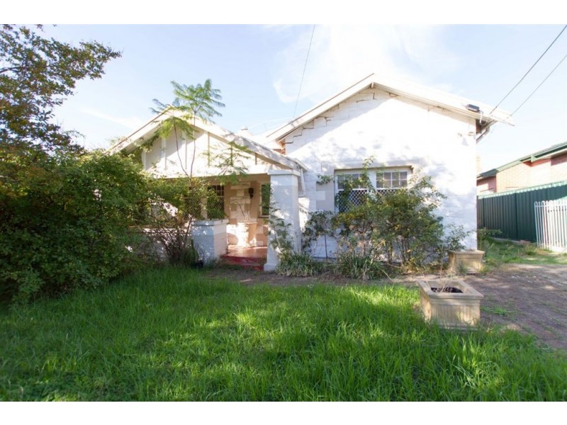 18 Waverley Street, Mitcham SA 5062