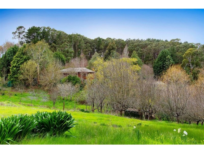 569 Piccadilly Road, Summertown SA 5141