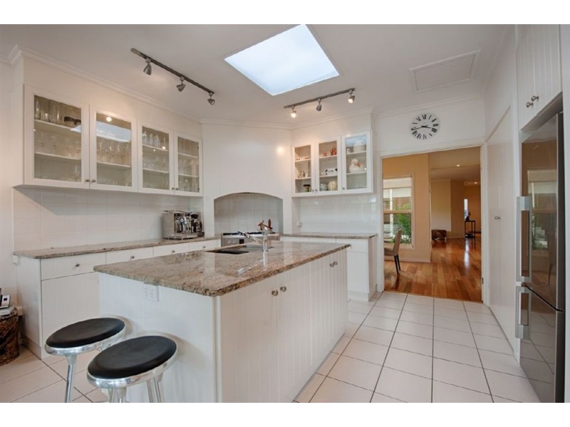 24B Seventh Avenue, St Peters SA 5069