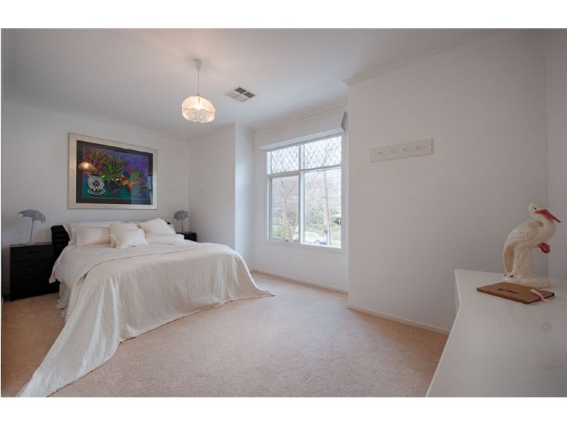 24B Seventh Avenue, St Peters SA 5069