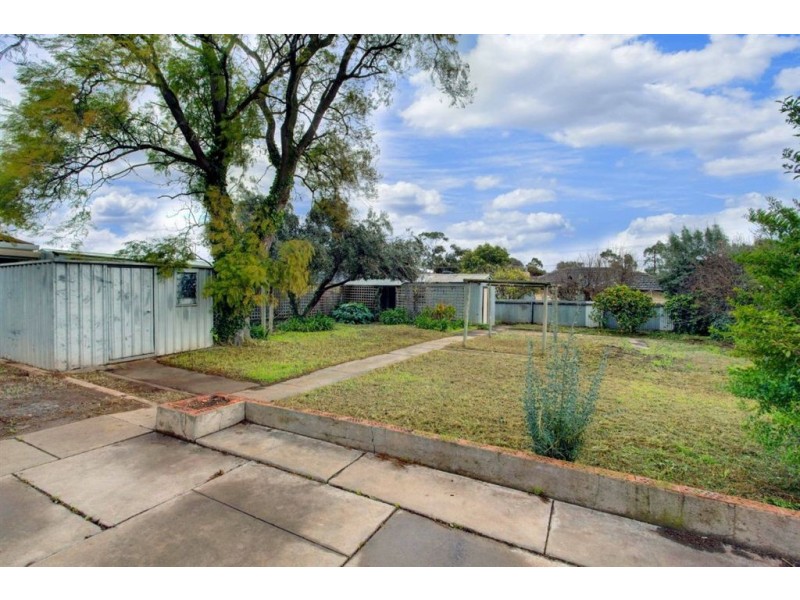 9 Oklahoma Avenue, Para Vista SA 5093