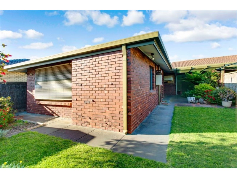 2/4 Anglers Court, West Lakes Shore SA 5020