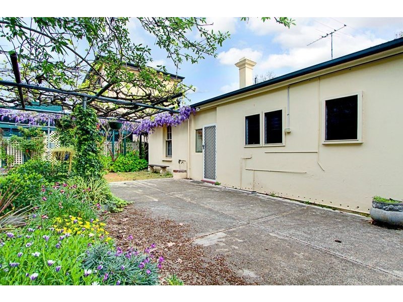 15 Harrow Road, St Peters SA 5069