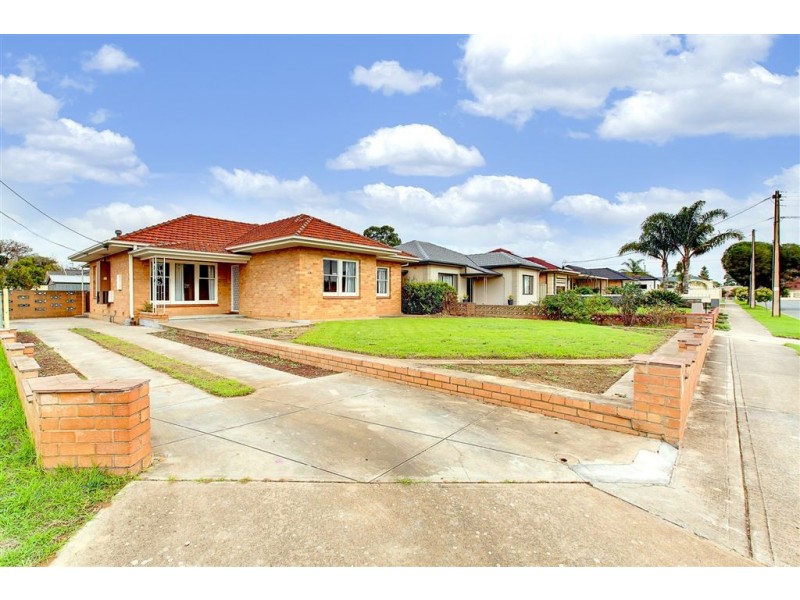 6 McAllan Avenue, Seaton SA 5023