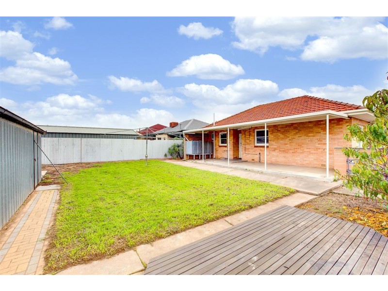 6 McAllan Avenue, Seaton SA 5023
