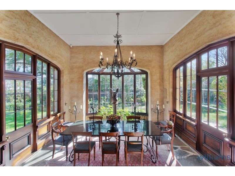 5 Carrick Hill Drive, Mitcham SA 5062