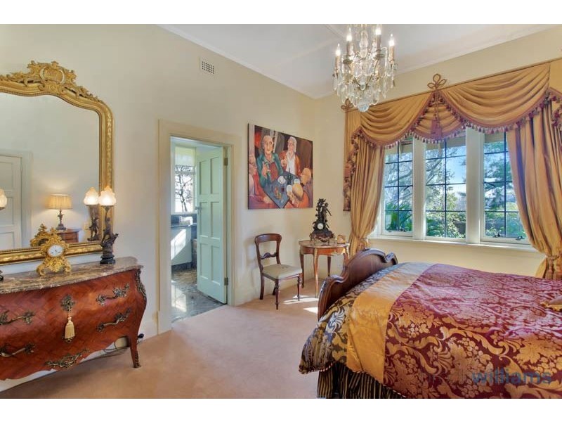 5 Carrick Hill Drive, Mitcham SA 5062