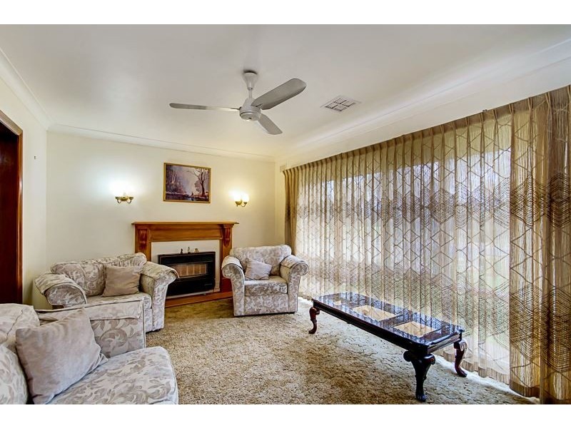 287 Wright Road, Valley View SA 5093