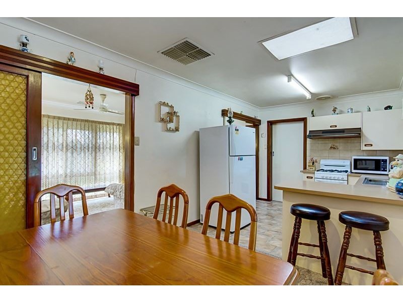 287 Wright Road, Valley View SA 5093